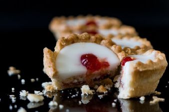 How to Make Bakewell Tarts